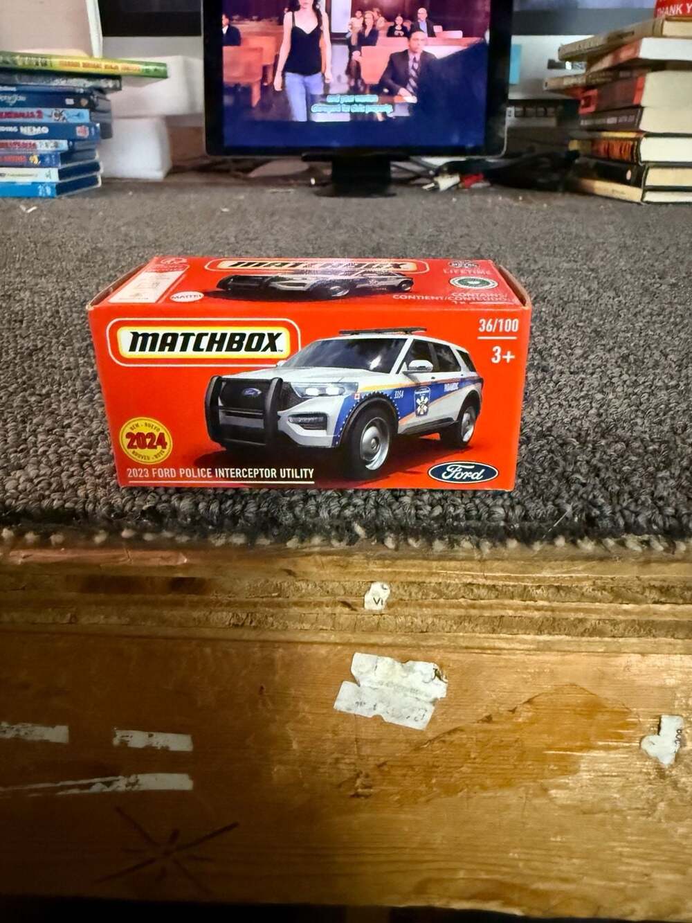 Matchbox 2023 Ford Police Interceptor Utility 36/100 Diecast Car